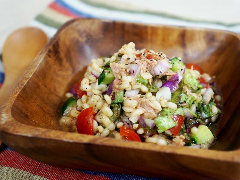 salad with glutinous barleys